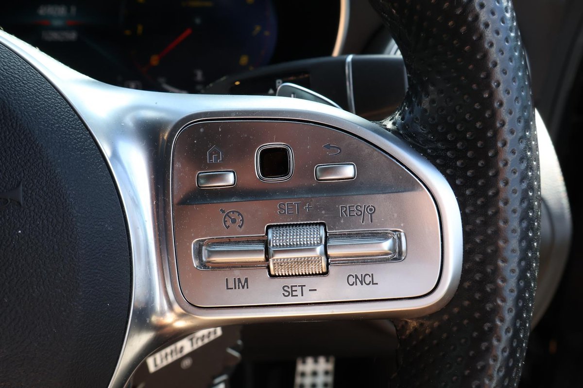 2020 Mercedes-Benz C-Class C200 C205 image 11