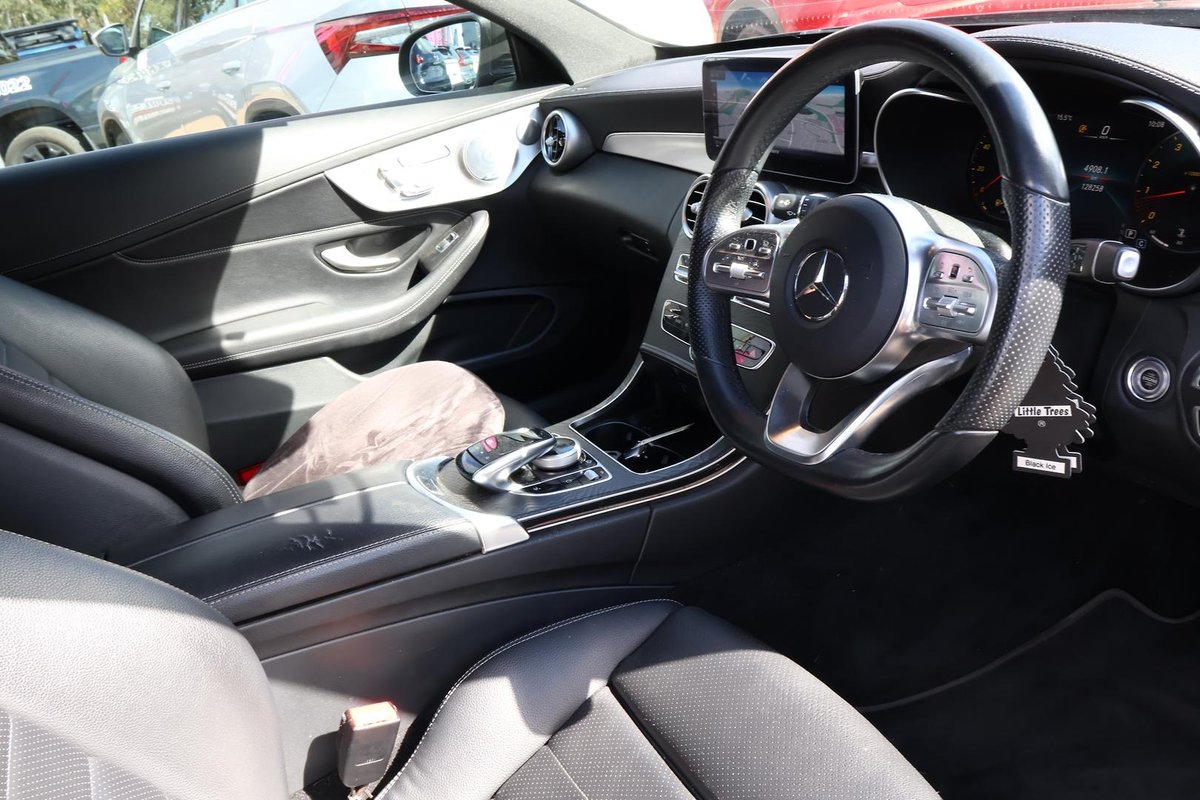 2020 Mercedes-Benz C-Class C200 C205 image 7