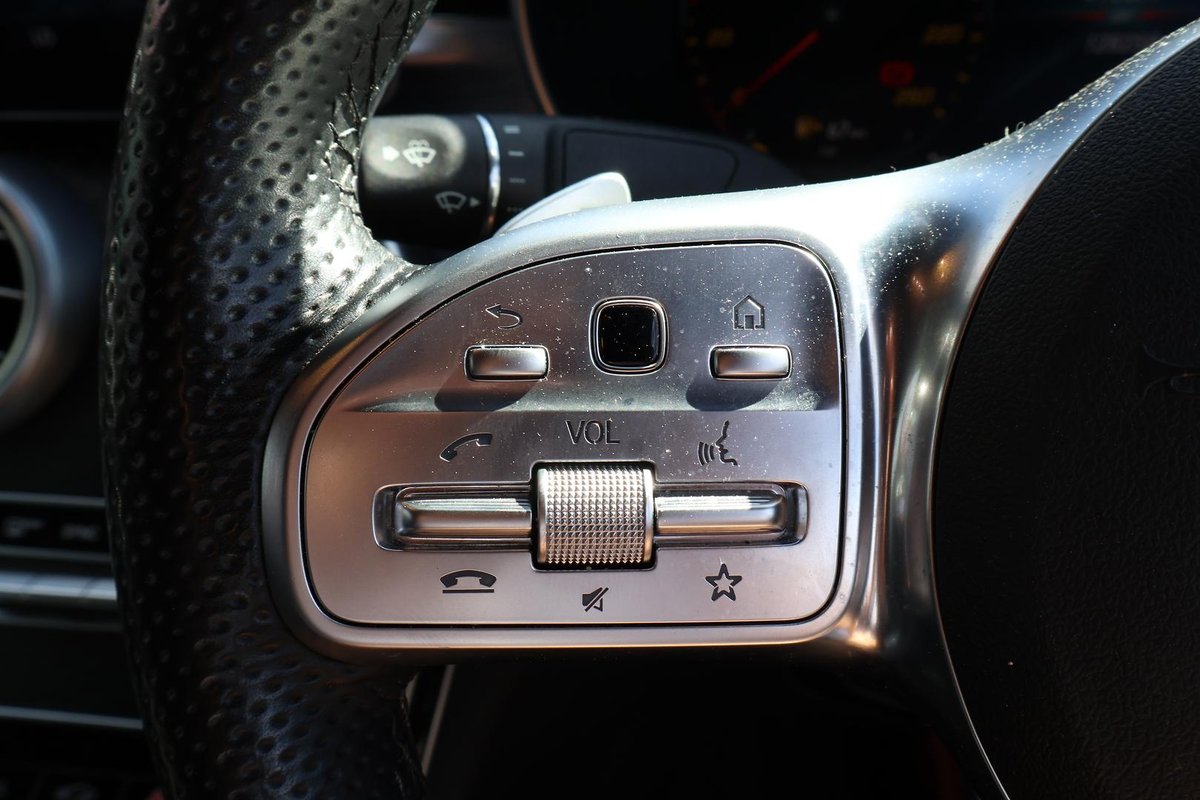 2020 Mercedes-Benz C-Class C200 C205 image 10