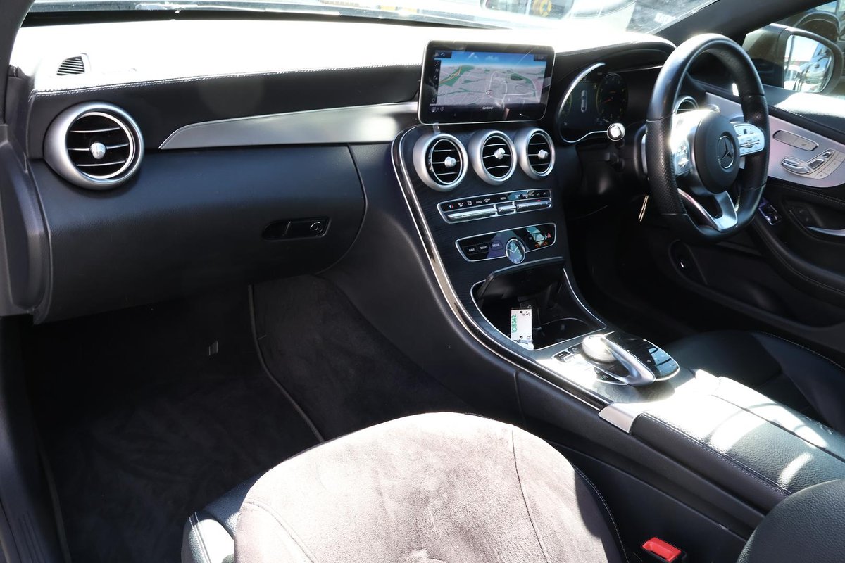 2020 Mercedes-Benz C-Class C200 C205 image 24