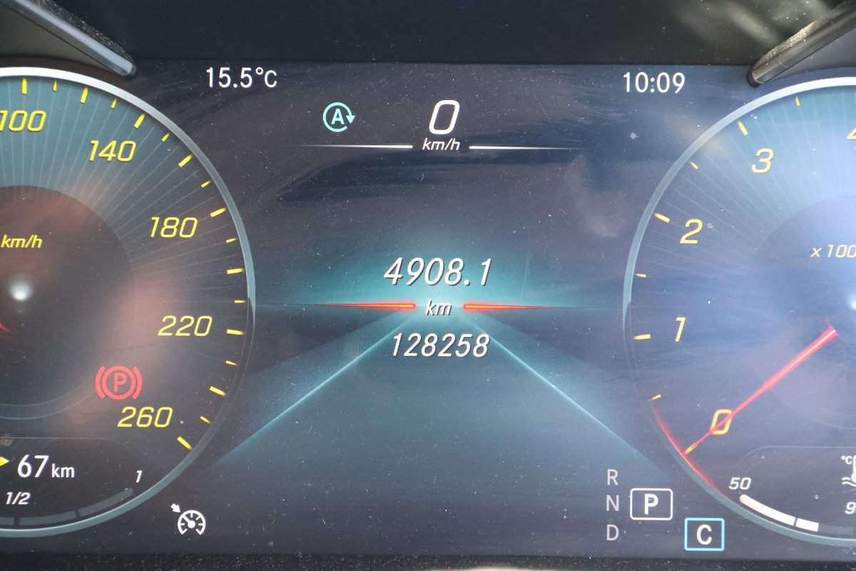 2020 Mercedes-Benz C-Class C200 C205 image 13