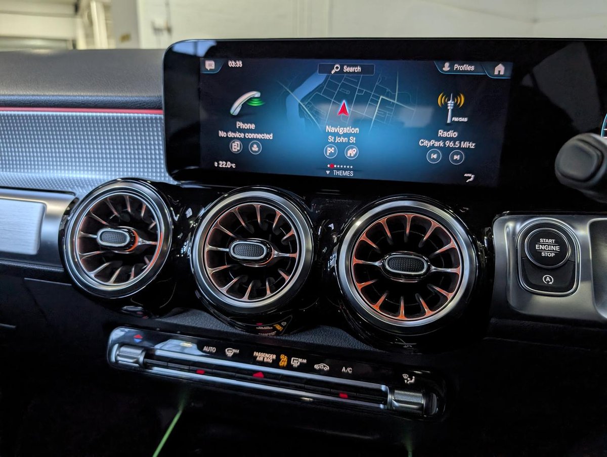 2023 Mercedes-Benz GLB-Class GLB200 X247 image 10