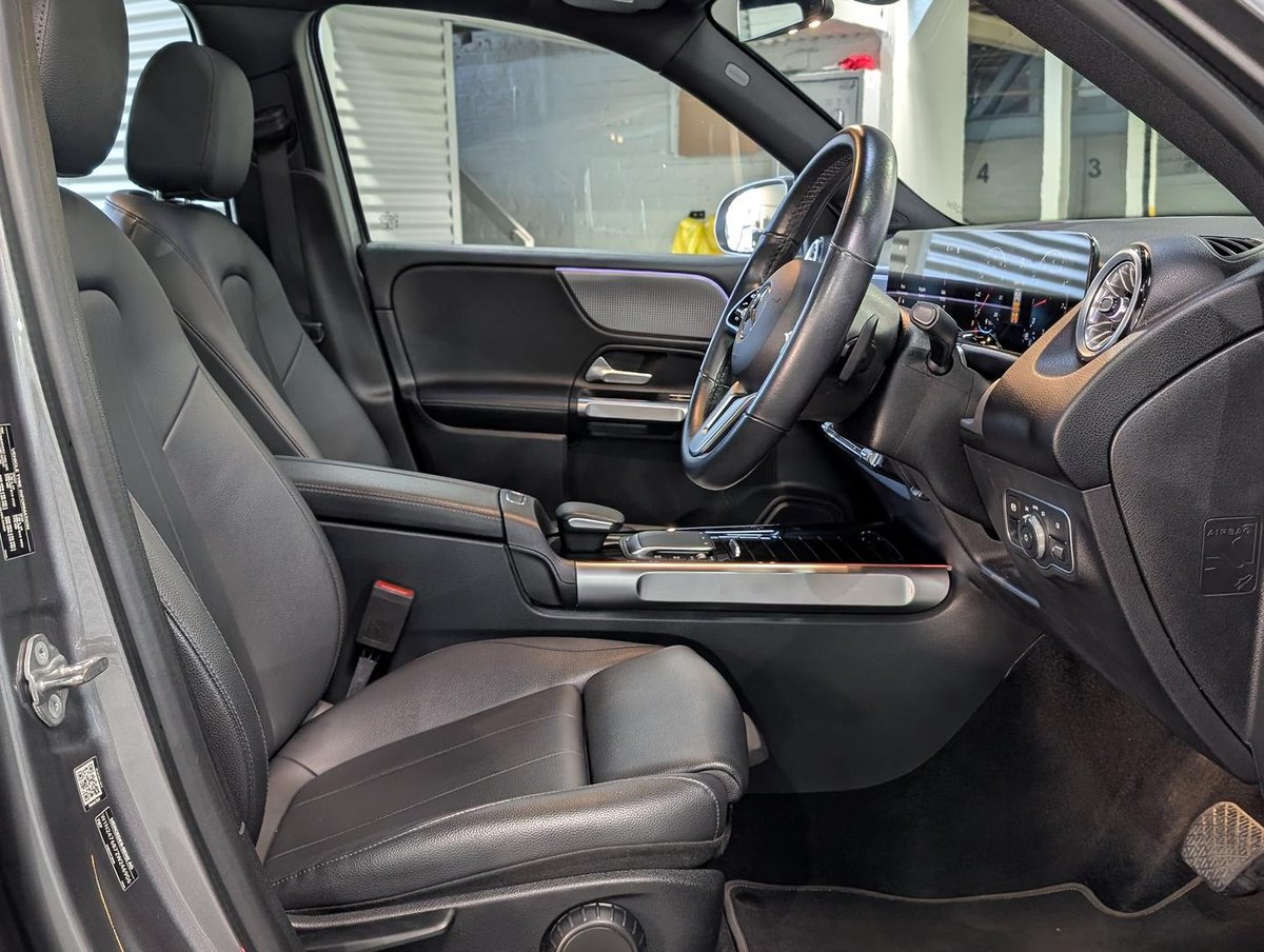2023 Mercedes-Benz GLB-Class GLB200 X247 image 35
