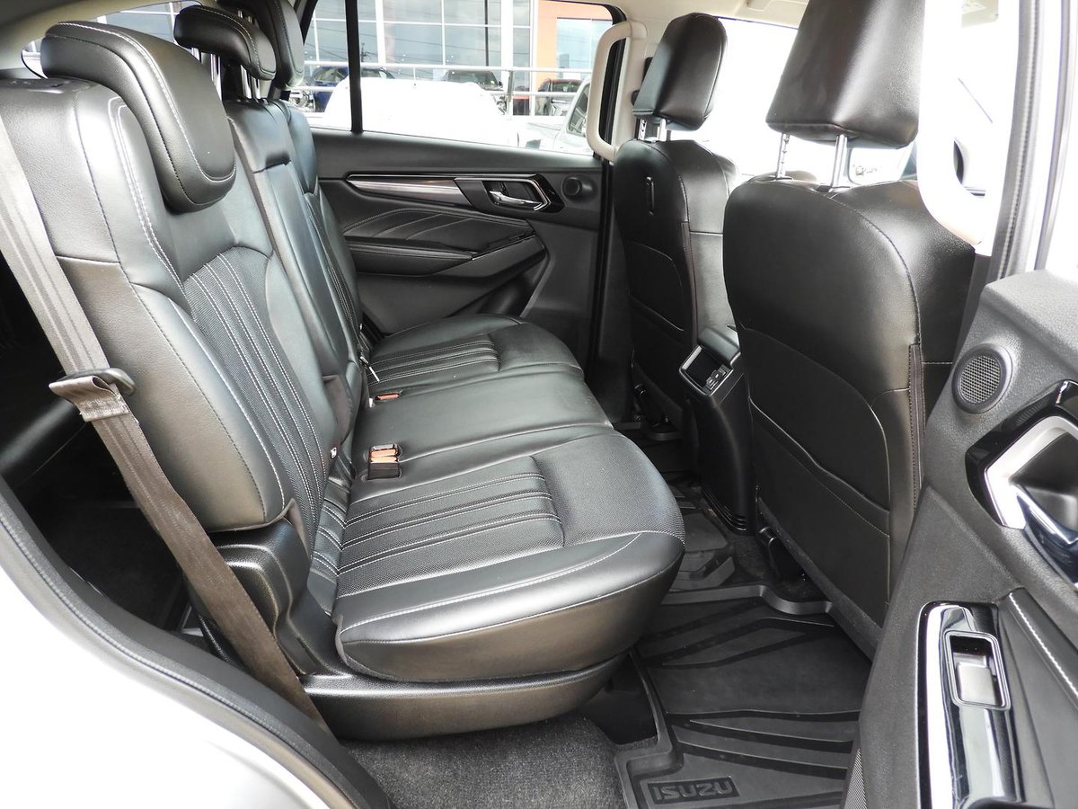 2024 Isuzu MU-X LS-T MY24 4X4 Dual Range image 10