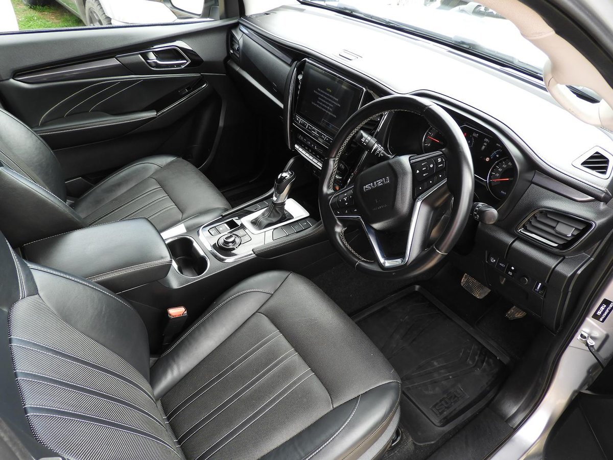 2024 Isuzu MU-X LS-T MY24 4X4 Dual Range image 7