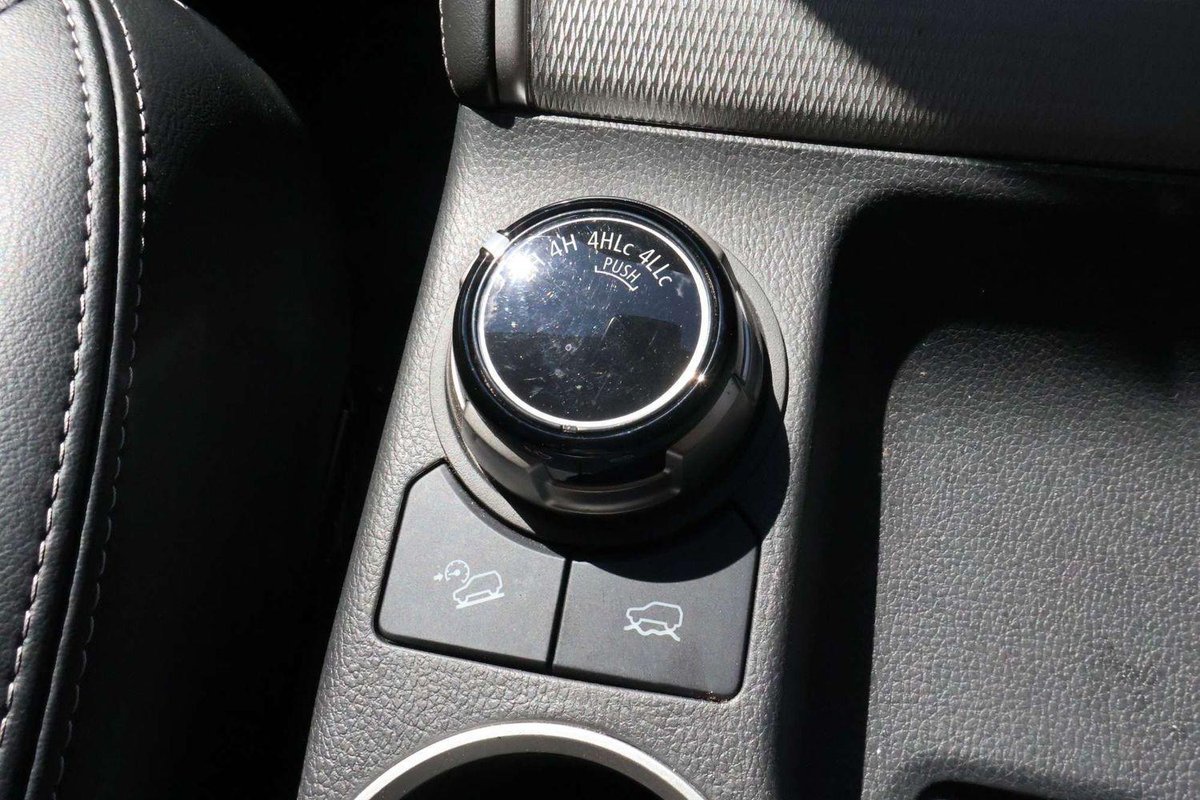 2023 Mitsubishi Triton GLS MR MY23 4X4 Dual Range image 16