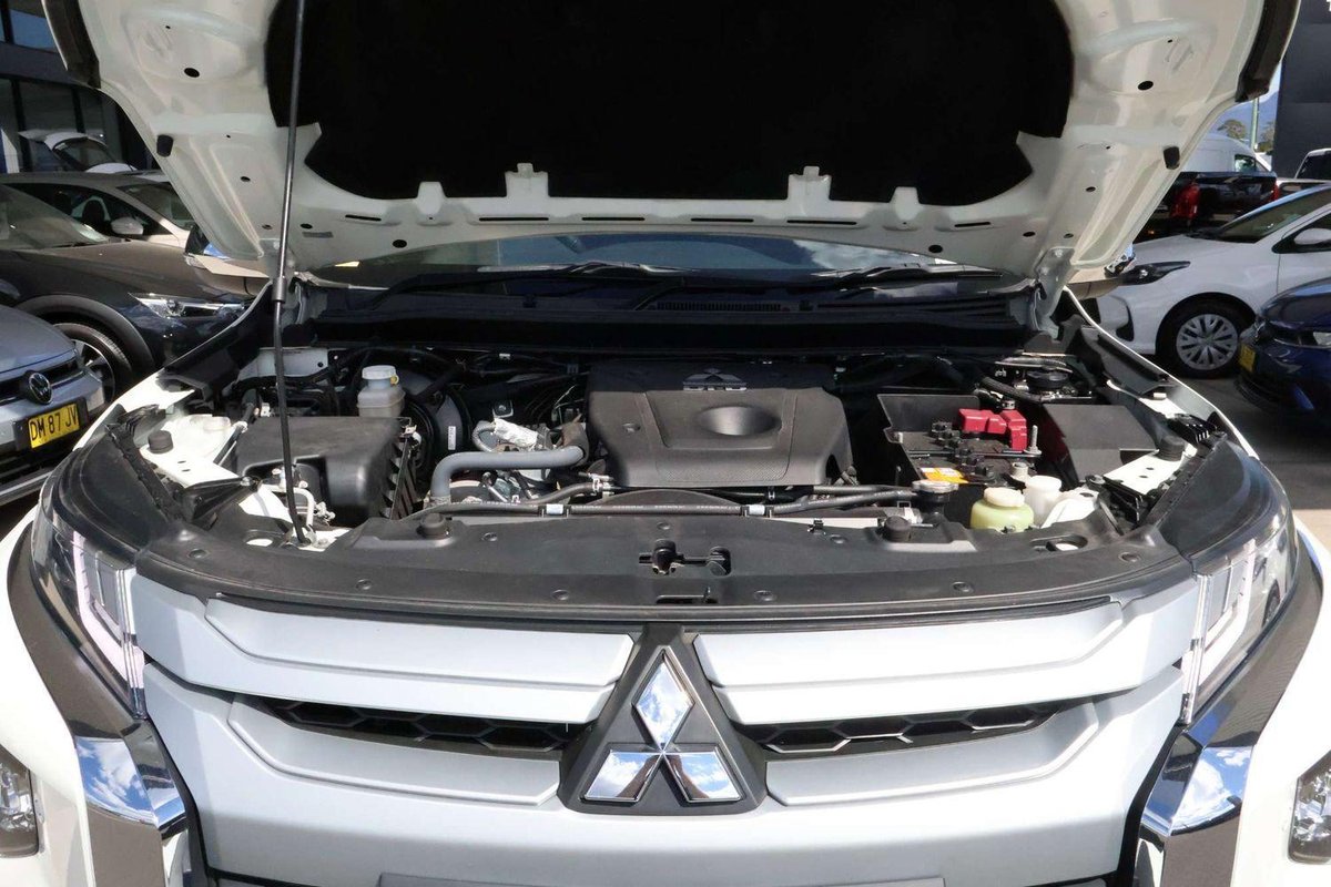 2023 Mitsubishi Triton GLS MR MY23 4X4 Dual Range image 25