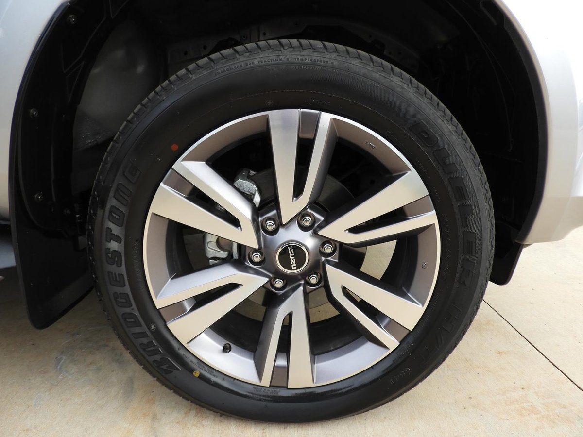 2023 Isuzu MU-X LS-T MY23 4X4 Dual Range image 21