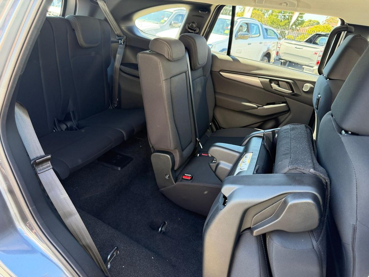 2026 Isuzu MU-X LS-M MY25.5 4x2 image 17