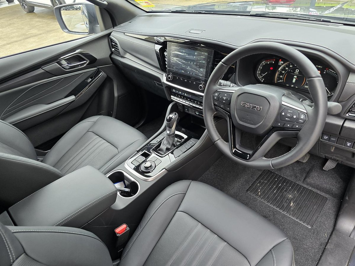 2026 Isuzu MU-X LS-T MY25.5 4X4 Dual Range image 13