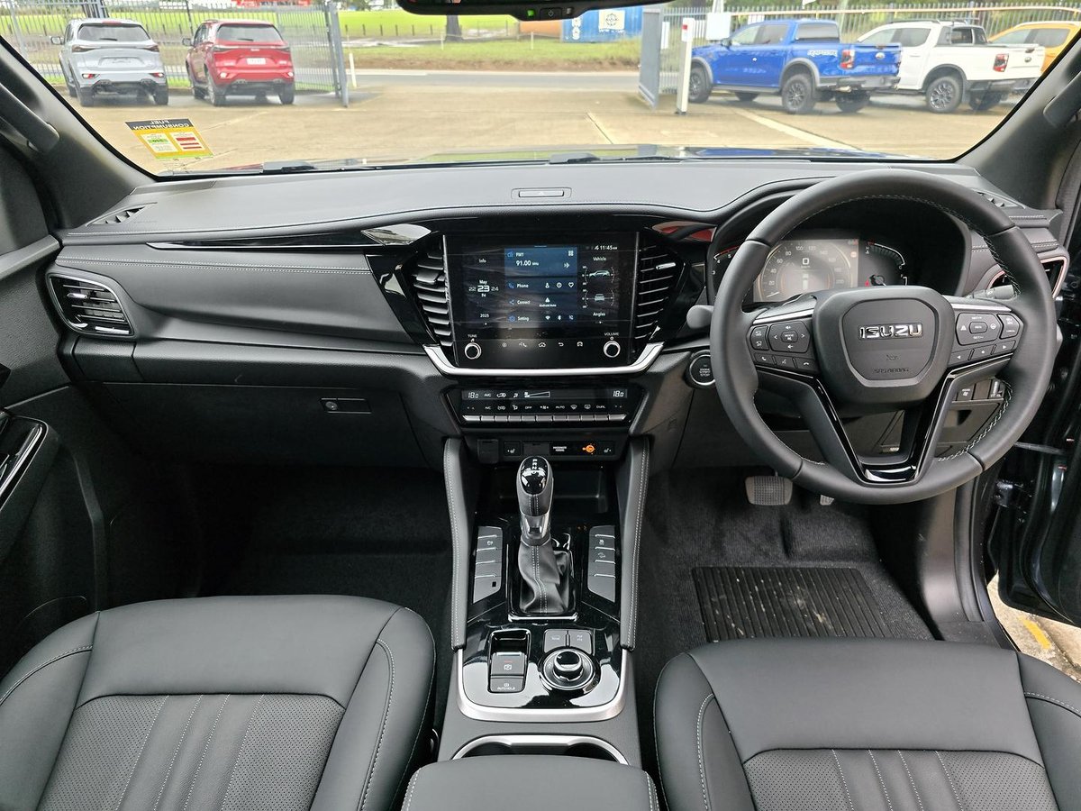 2026 Isuzu MU-X LS-T MY25.5 4X4 Dual Range image 14