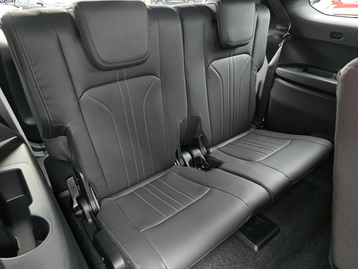2026 Isuzu MU-X LS-T MY25.5 4X4 Dual Range image 17