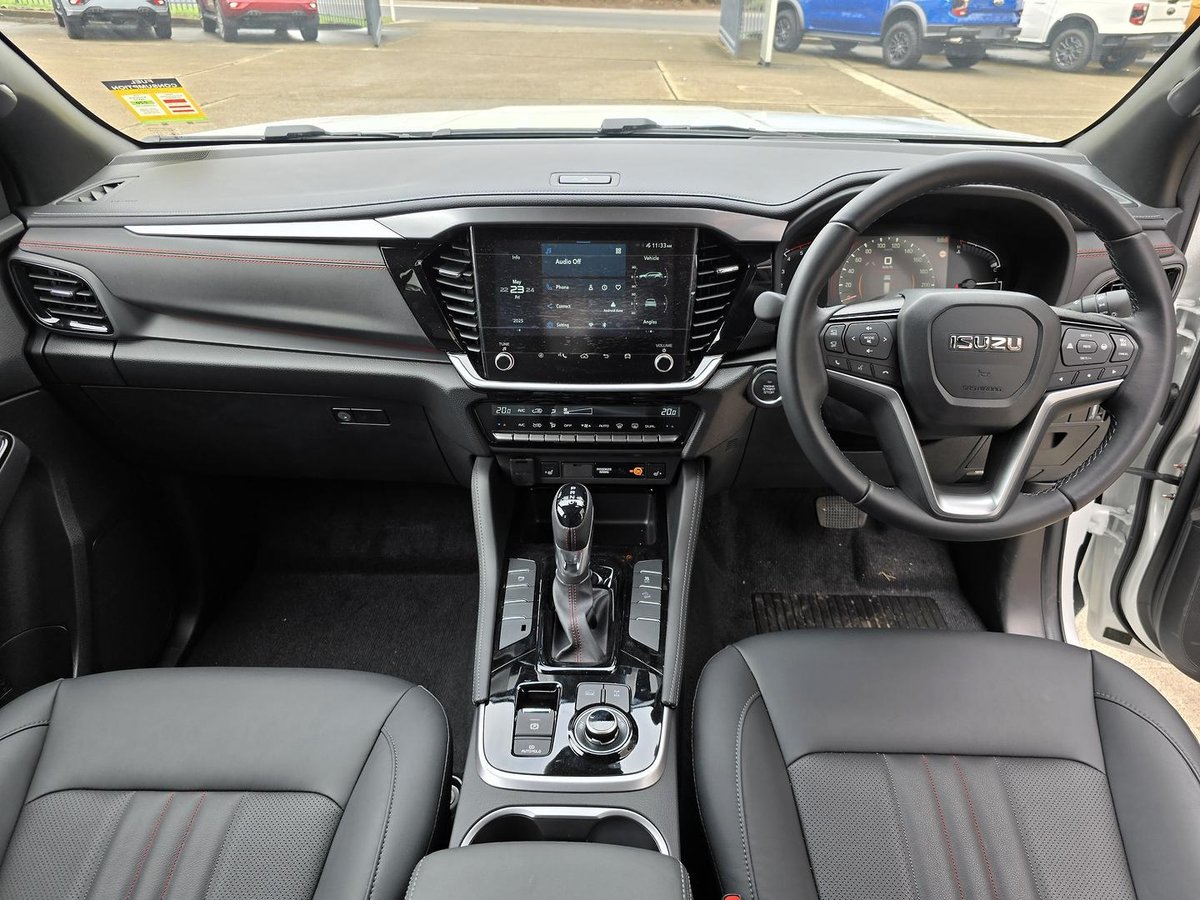 2026 Isuzu MU-X X-TERRAIN MY25.5 4X4 Dual Range image 15