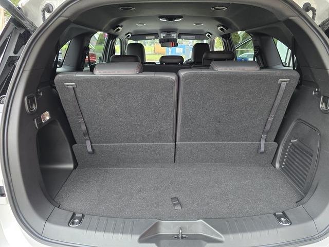 2026 Isuzu MU-X X-TERRAIN MY25.5 4X4 Dual Range image 19