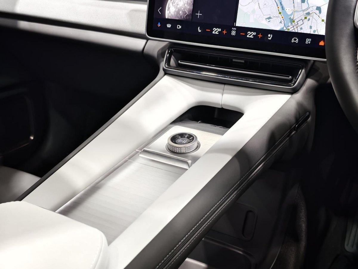 2025 Polestar 4 Long range Single motor MY26 image 16