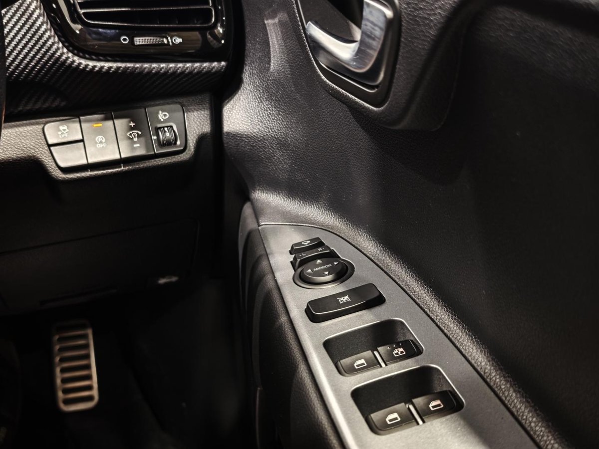 2024 Kia Stonic GT-Line YB MY24 image 15