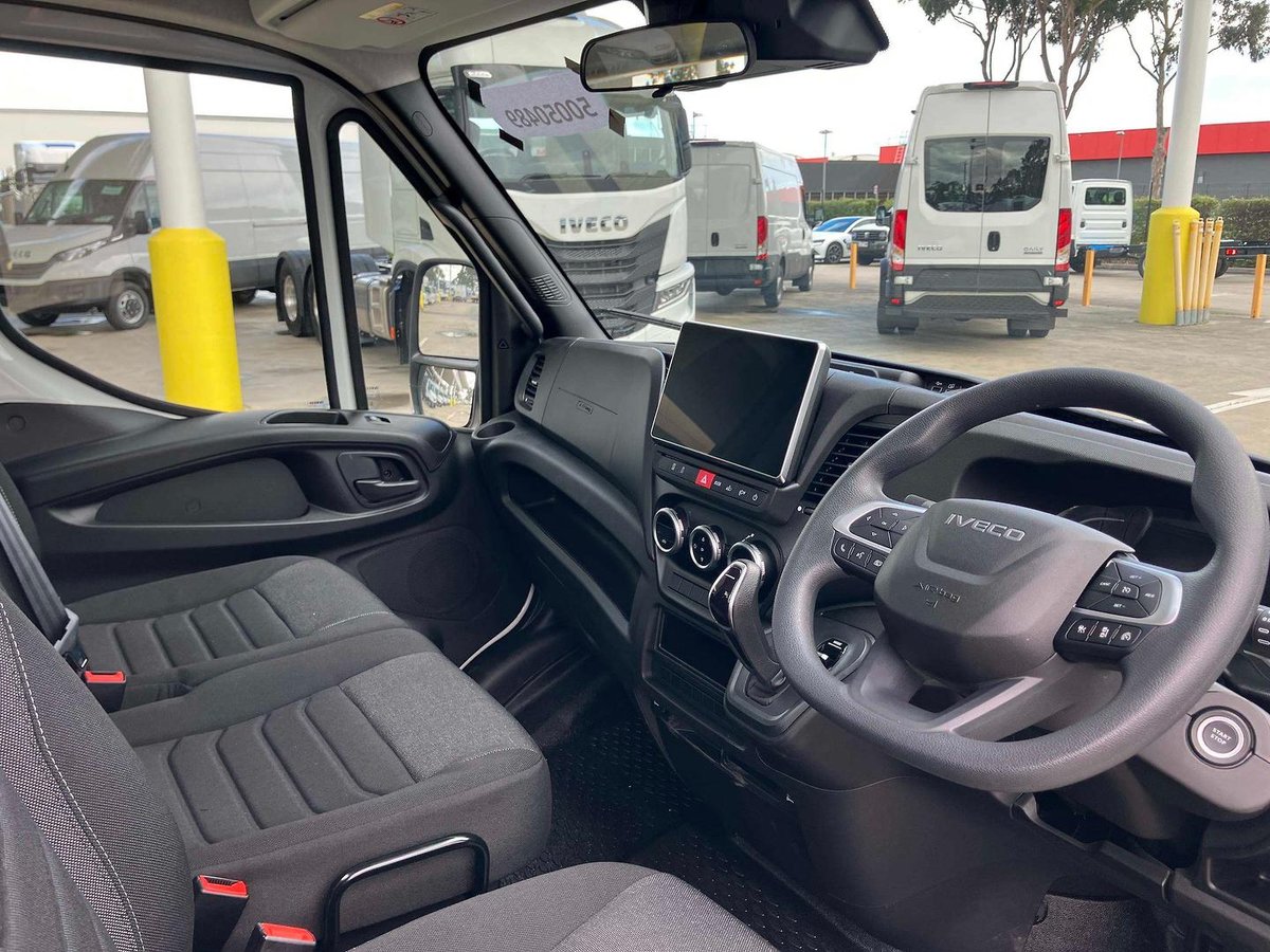 2026 Iveco Daily 70C21 image 24