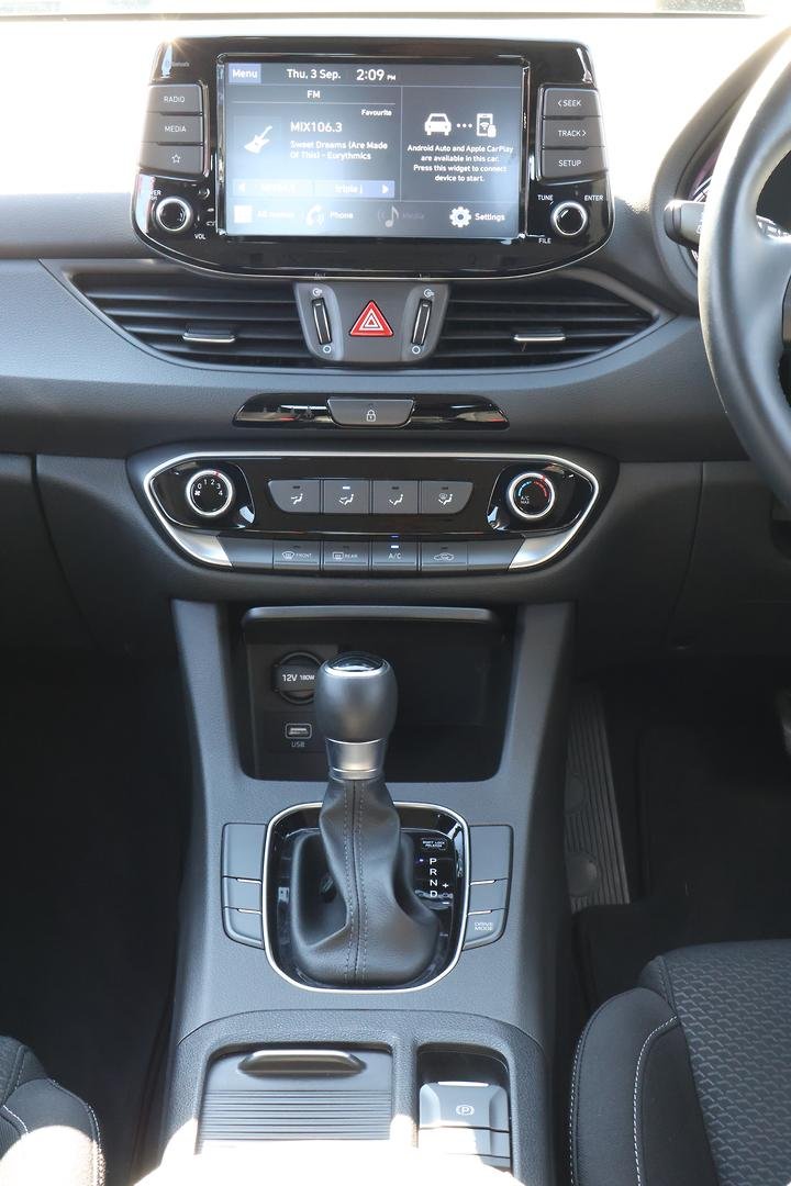 2020 Hyundai i30 PD.V4 MY21 image 16