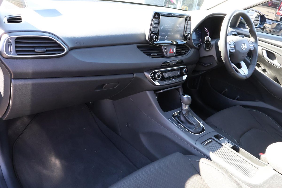 2020 Hyundai i30 PD.V4 MY21 image 22