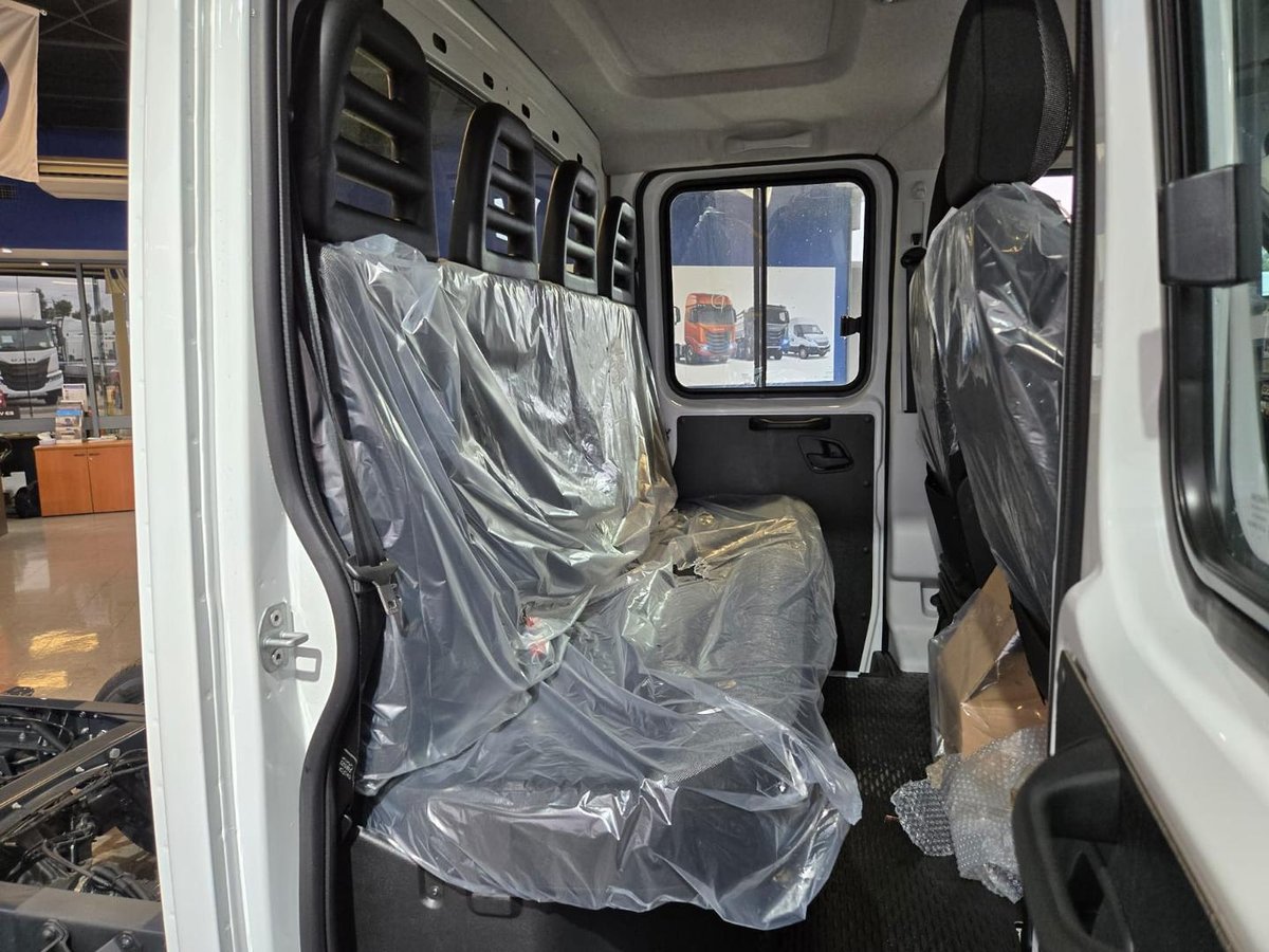 2025 Iveco Daily 50C18 image 17