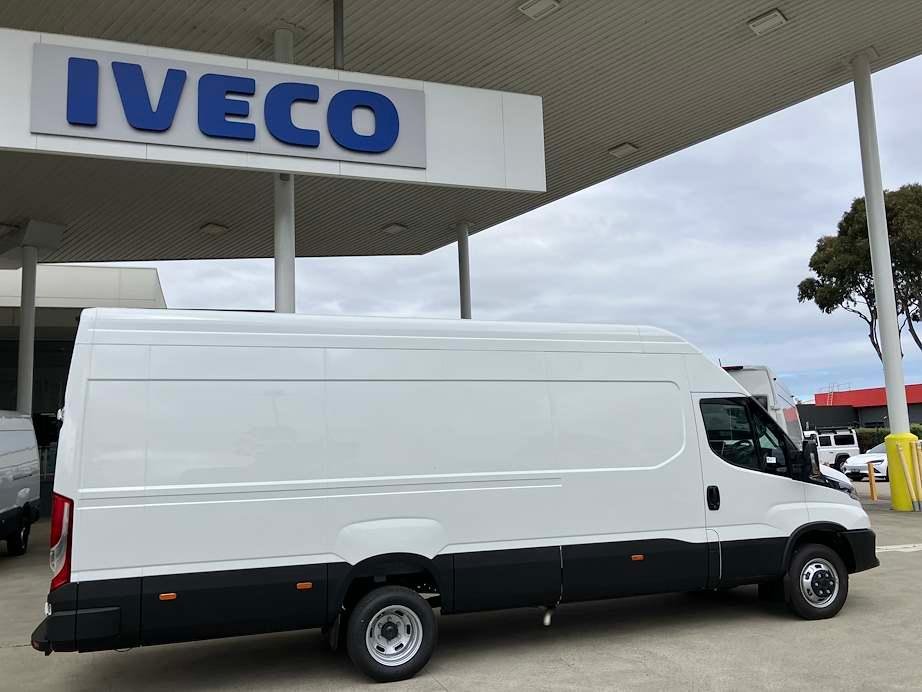 2026 Iveco Daily 50C18V image 12
