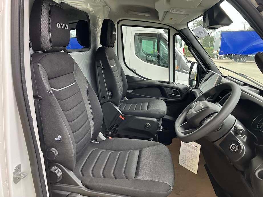 2026 Iveco Daily 50C18V image 14