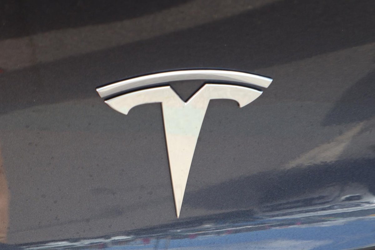2022 Tesla Model 3 Rear-Wheel Drive image 34