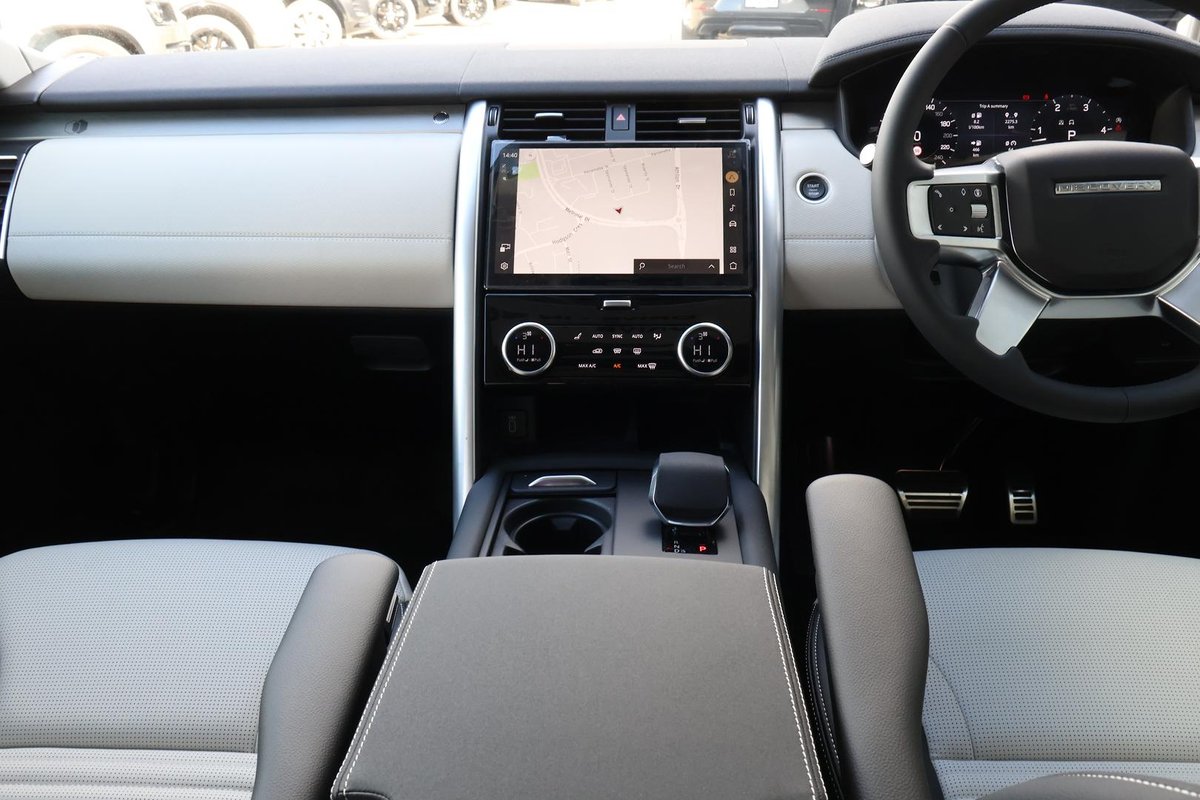 2026 Land Rover Discovery D350 Gemini Series 5 MY26 4X4 image 14