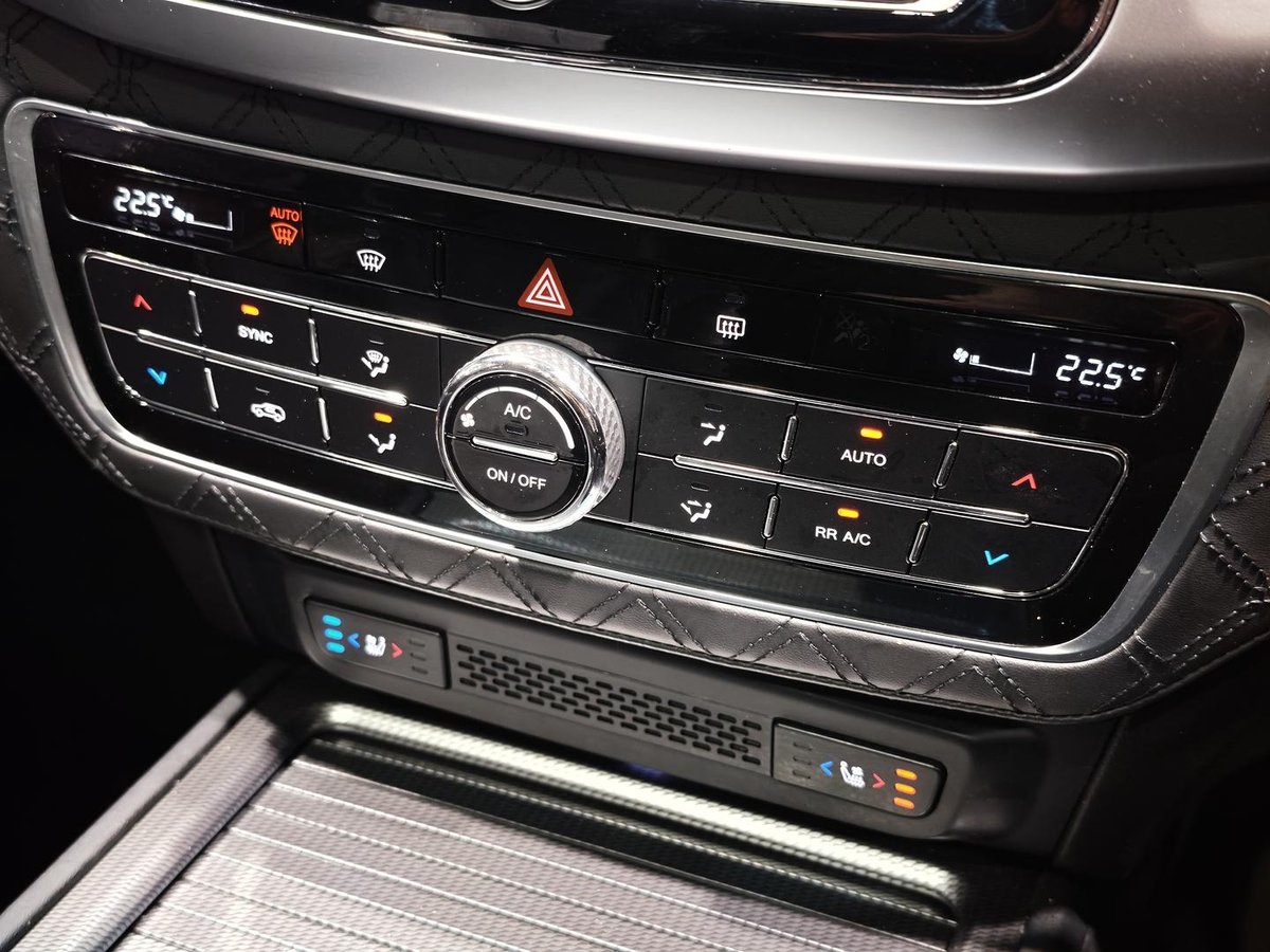 2023 SsangYong Rexton Ultimate Sport Pack Y450 MY23 4X4 Dual Range image 14