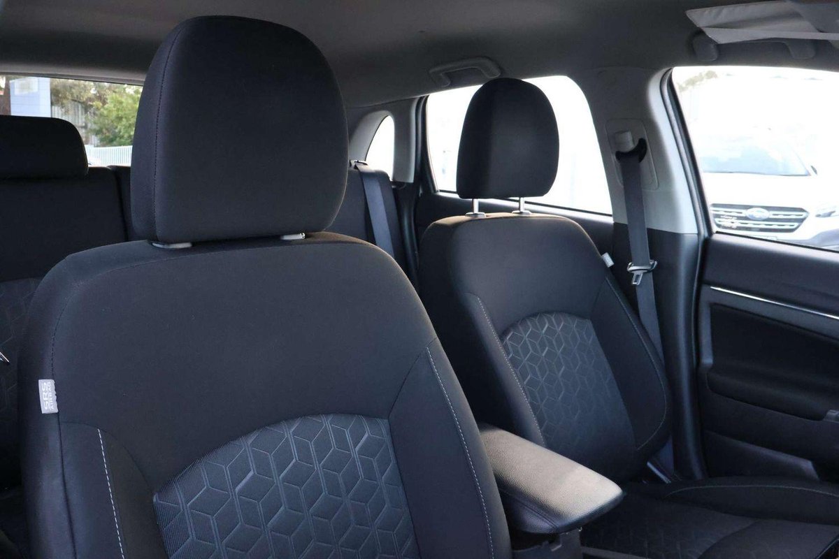 2020 Mitsubishi ASX ES XD MY20 image 11
