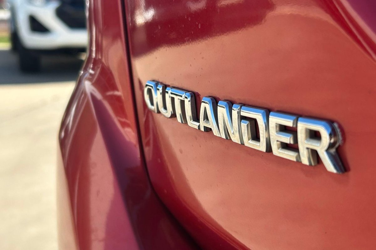 2018 Mitsubishi Outlander ES ZL MY18.5 image 8