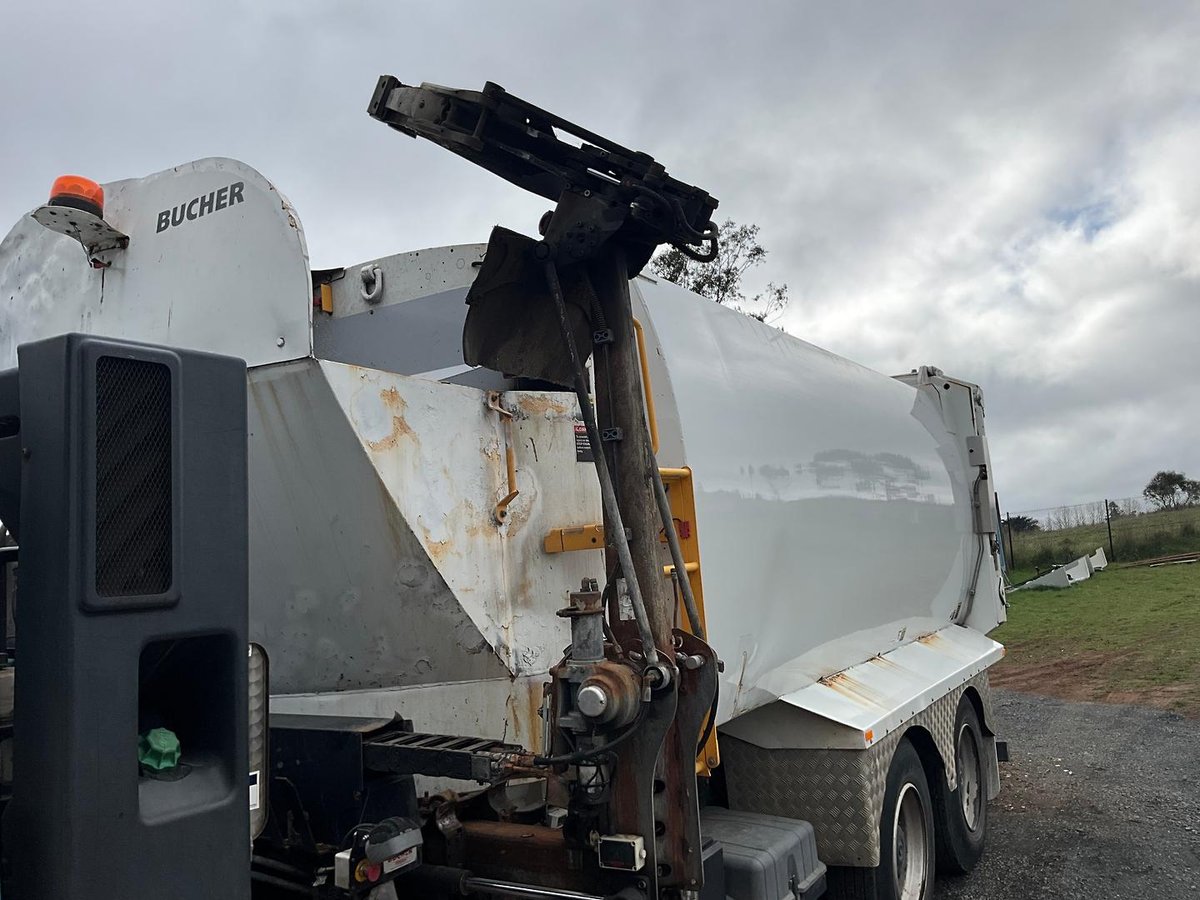 2019 Mercedes-Benz Econic 2630 image 10