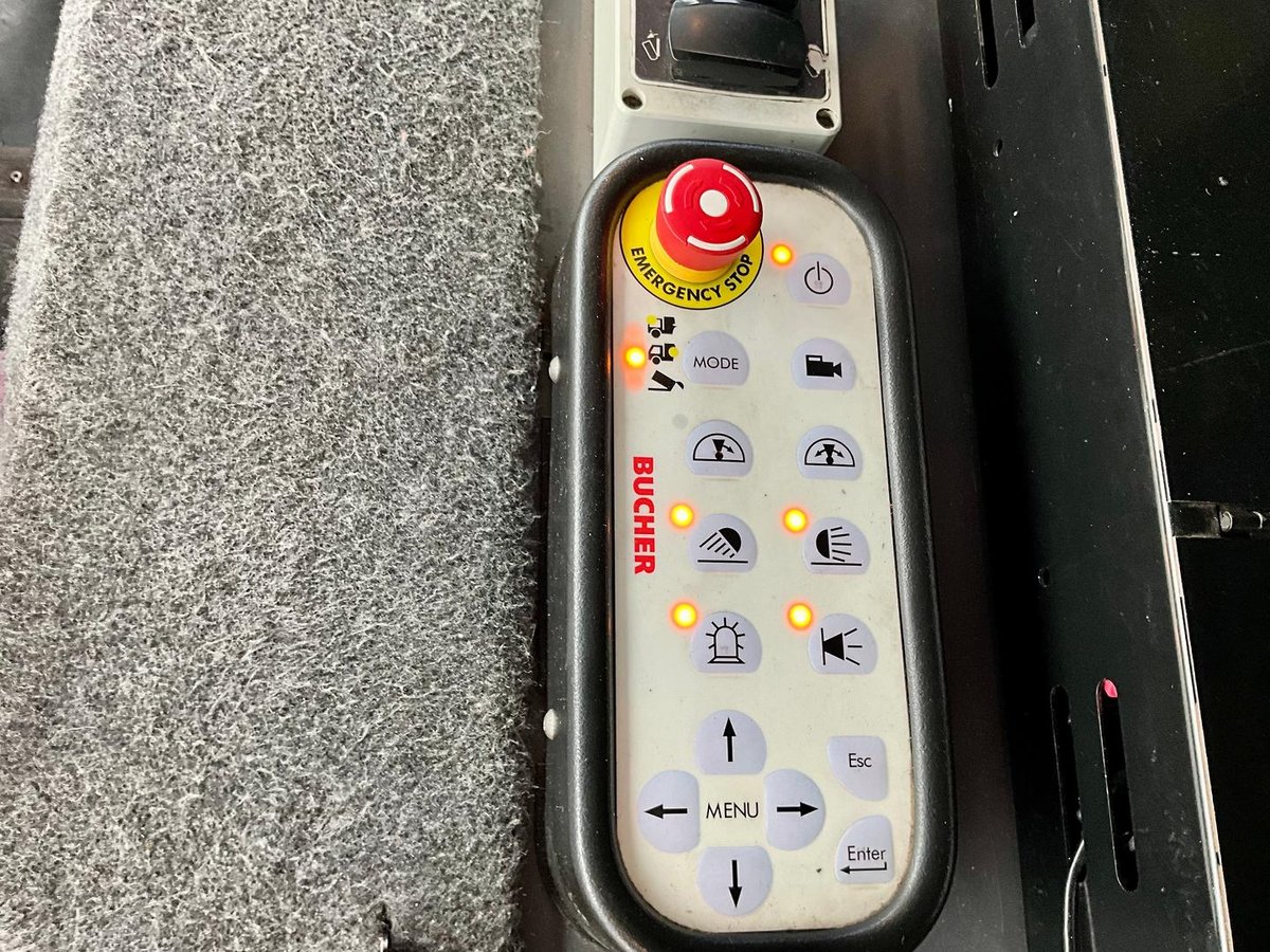 2019 Mercedes-Benz Econic 2630 image 15