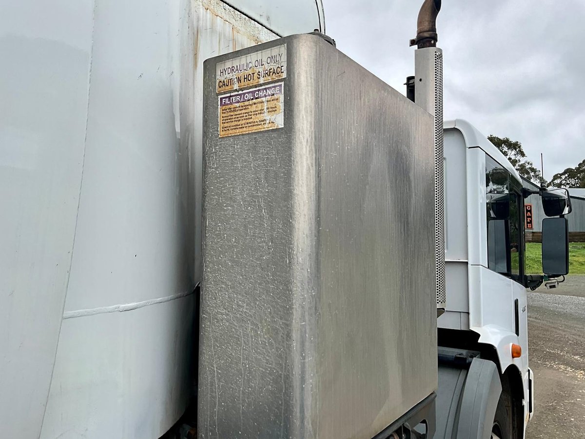 2019 Mercedes-Benz Econic 2630 image 18