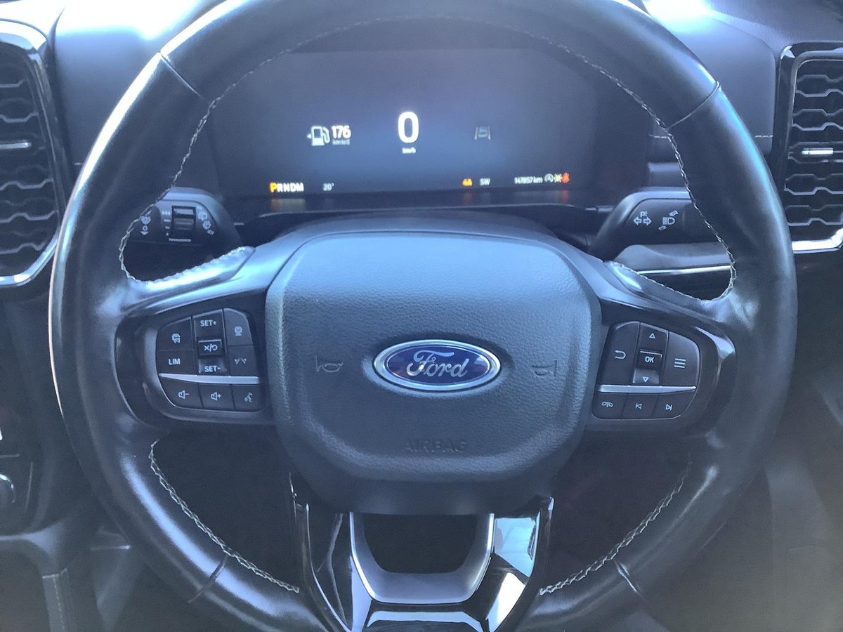 2023 Ford Everest Platinum MY22 4X4 Dual Range image 28