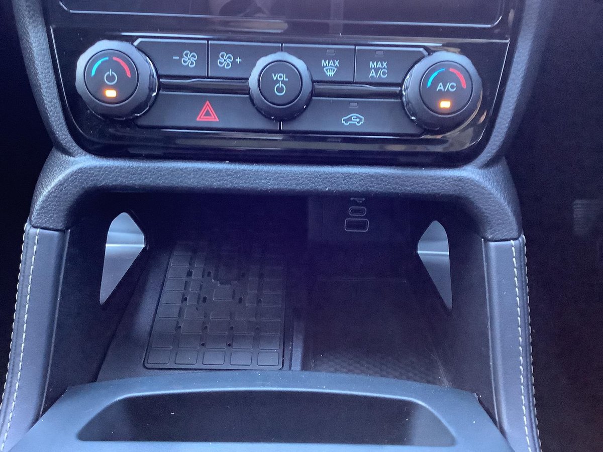 2023 Ford Everest Platinum MY22 4X4 Dual Range image 30