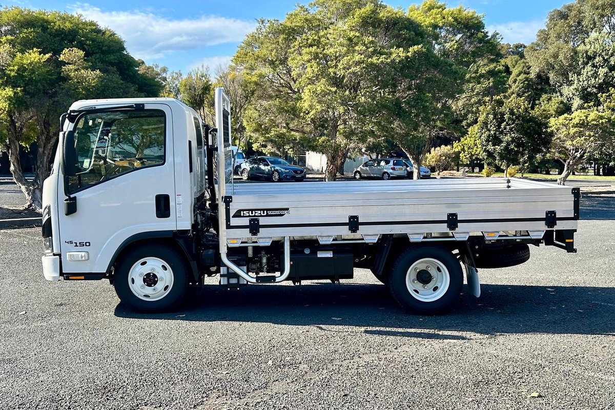 2026 Isuzu N Series NMS 65-150 MT D28 Traypack image 8