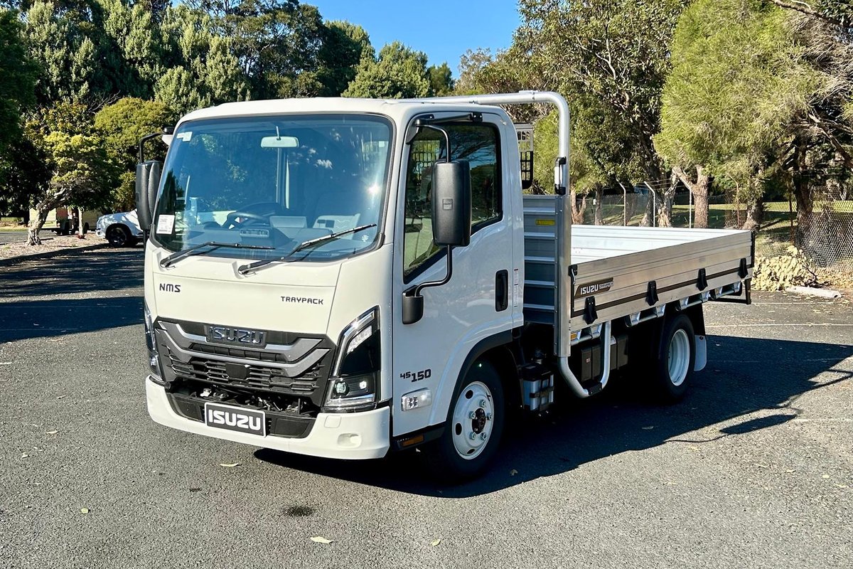 2026 Isuzu N Series NMS 65-150 MT D28 Traypack image 9