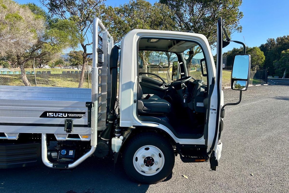2026 Isuzu N Series NMS 65-150 MT D28 Traypack image 15