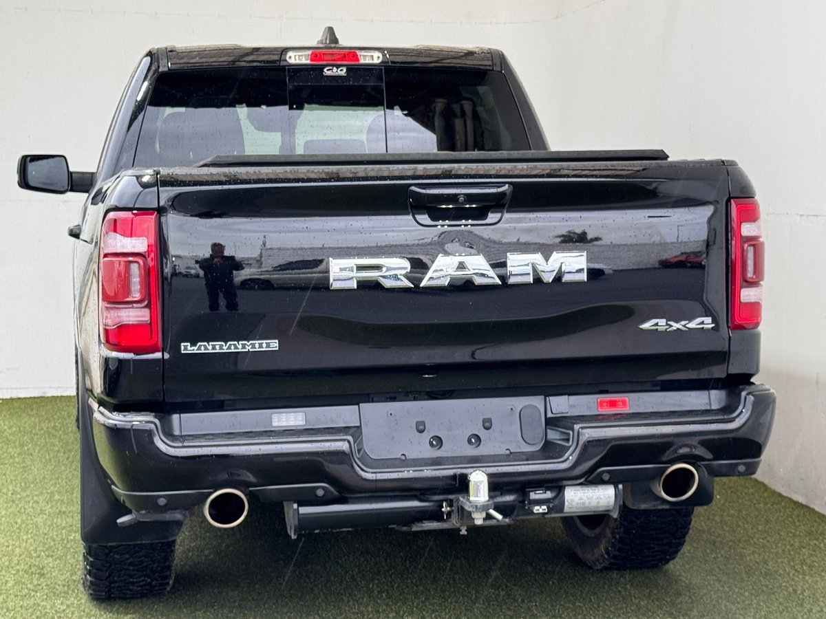 2023 RAM 1500 Laramie Sport RamBox DT MY23 4X4 Dual Range image 17