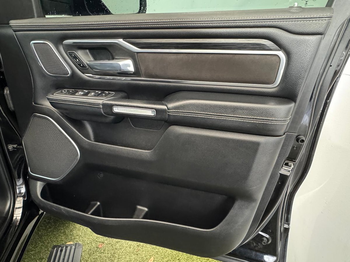 2023 RAM 1500 Laramie Sport RamBox DT MY23 4X4 Dual Range image 10