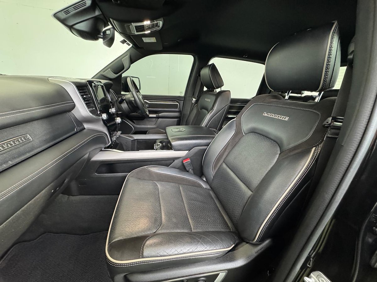2023 RAM 1500 Laramie Sport RamBox DT MY23 4X4 Dual Range image 13