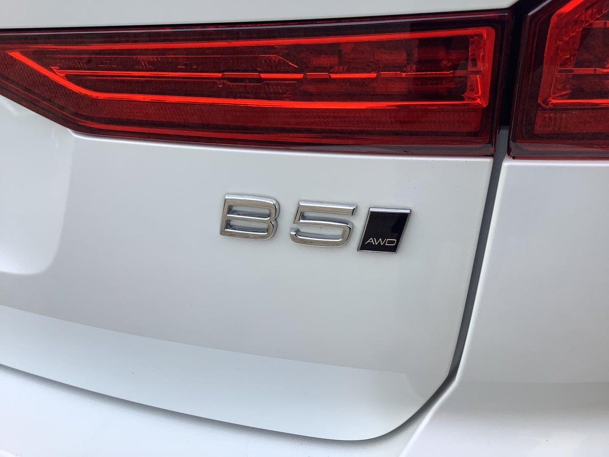 2023 Volvo XC60 Ultimate B5 Bright MY23 AWD image 8