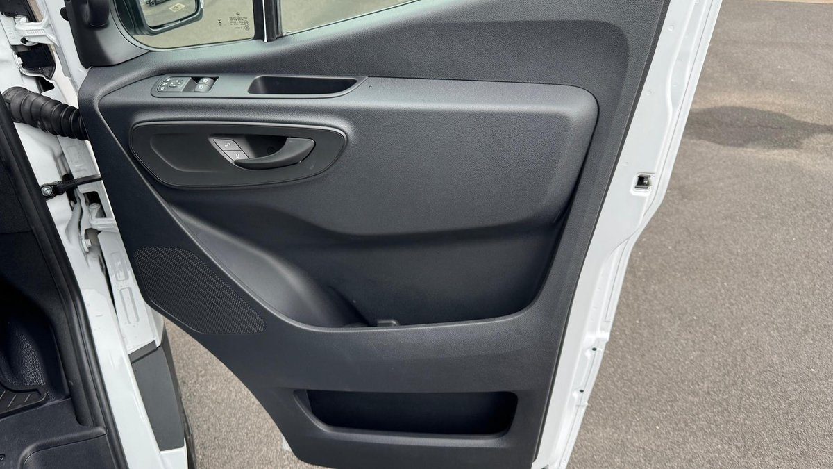 2026 Mercedes-Benz Sprinter image 17
