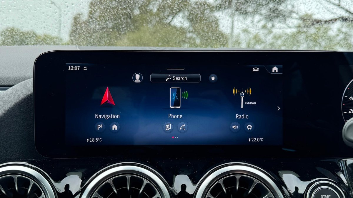 2025 Mercedes-Benz GLA-Class GLA200 H247 image 13