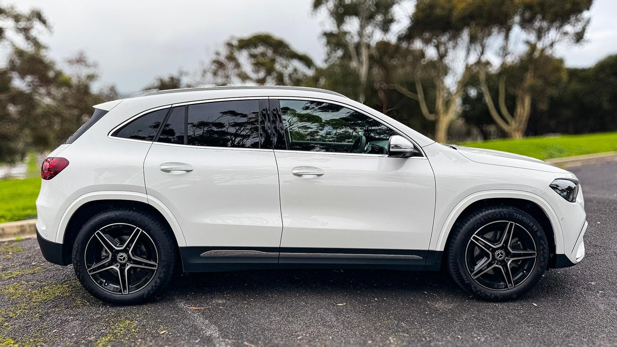 2025 Mercedes-Benz GLA-Class GLA200 H247 image 10