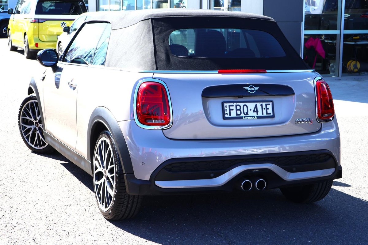 2023 MINI Convertible Cooper S Classic F57 LCI-2 image 8