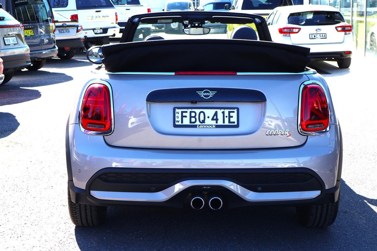 2023 MINI Convertible Cooper S Classic F57 LCI-2 image 9