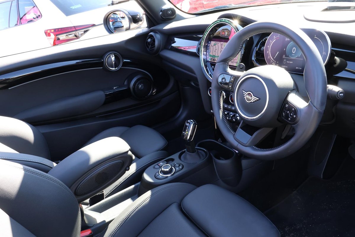 2023 MINI Convertible Cooper S Classic F57 LCI-2 image 13
