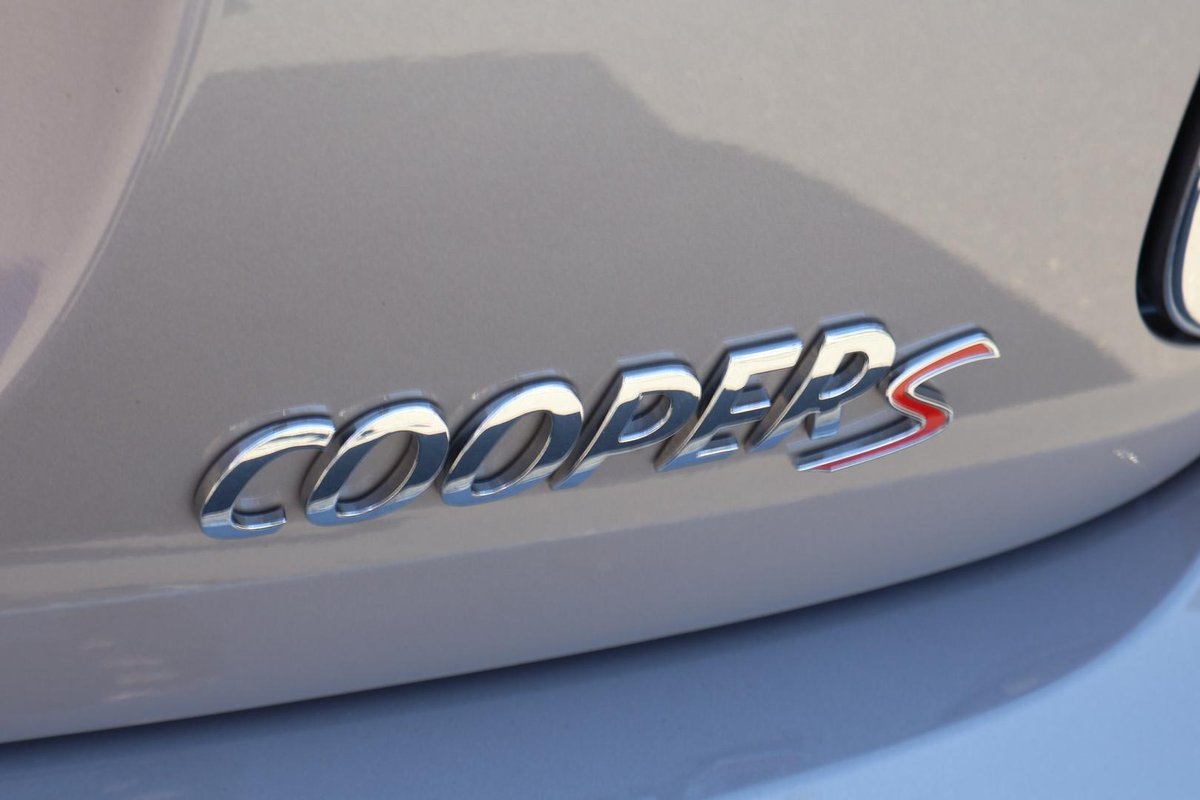 2023 MINI Convertible Cooper S Classic F57 LCI-2 image 34